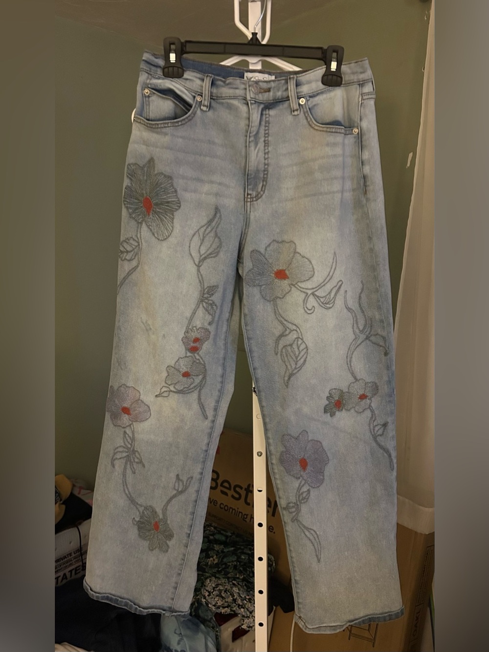 Jessica Simpson Zinnia Wide Leg Boyfriend Jeans with embroidered flowers
